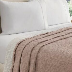 Member's Mark Cozy Pink Gauze Blanket